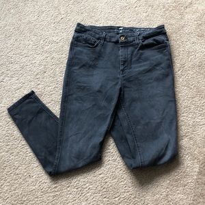 High waist, skinny grey jeans